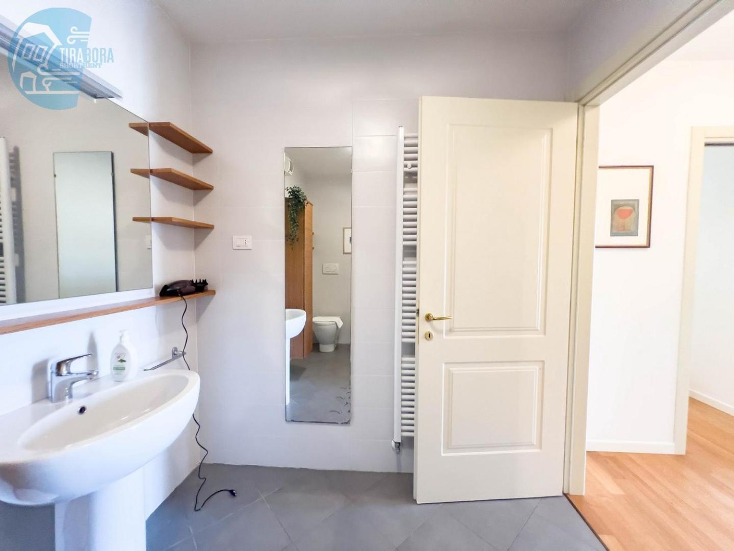 Ferienwohnung Cattedrale 5 Tirabora Short Rent Triest Exterior foto