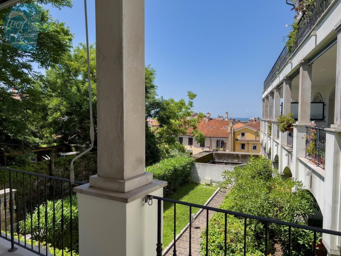 Ferienwohnung Cattedrale 5 Tirabora Short Rent Triest Exterior foto