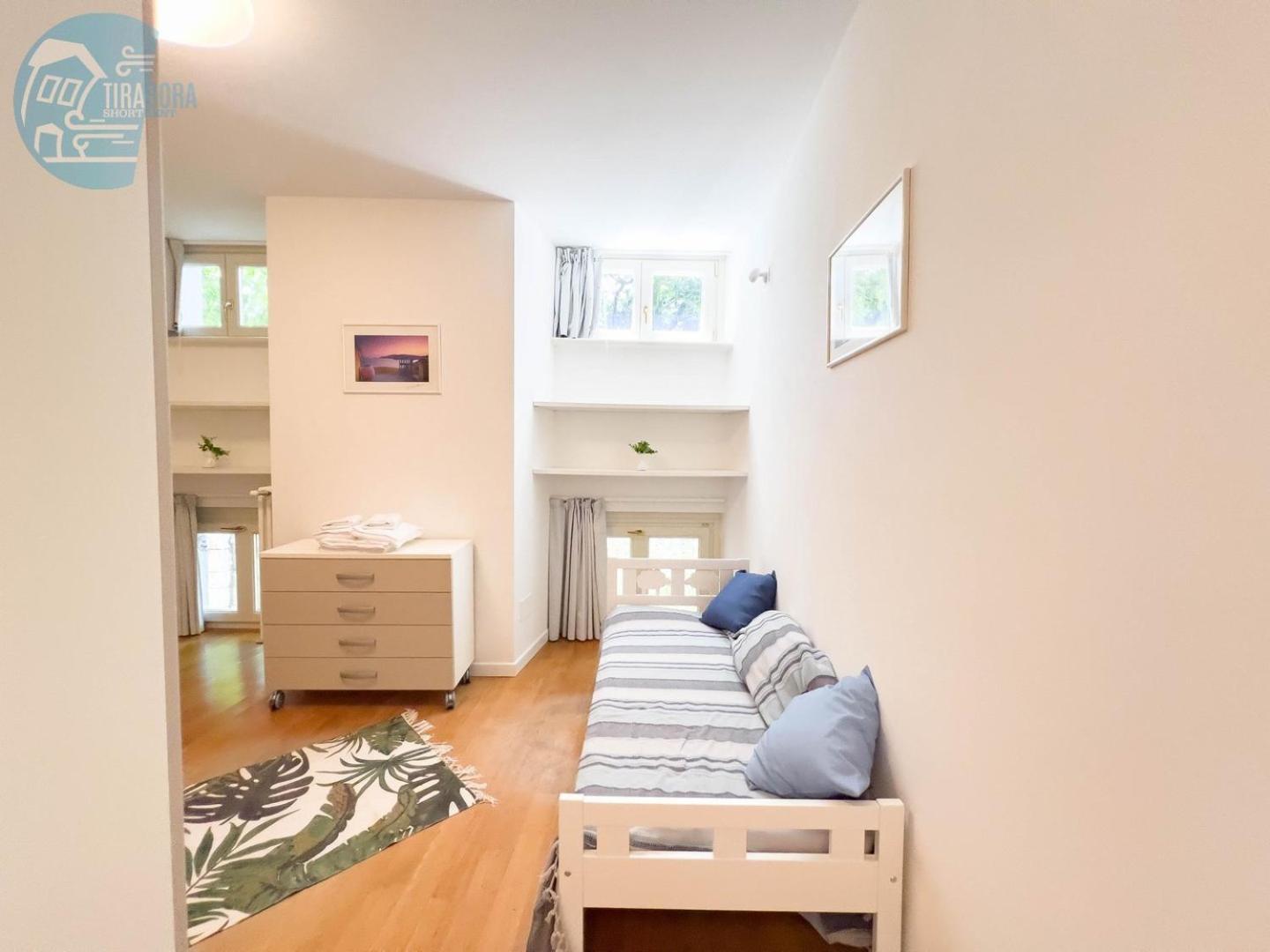 Ferienwohnung Cattedrale 5 Tirabora Short Rent Triest Exterior foto